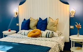 ISABEL Guest House